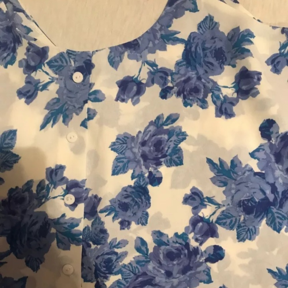 Paper Crane • Blue China Floating Crop Halter • S - Picture 6 of 9